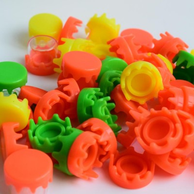 6ml Glass Jars with Colorful Silicone caps for Dabs, concentrates, oils, rosins, cbd wax oil